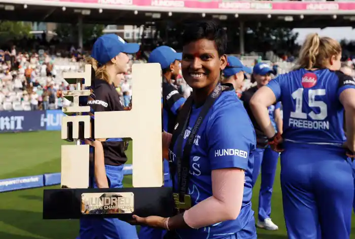 VIDEO: Deepti Sharma Hits a Six to Seal The Hundred Championship for London Spirit