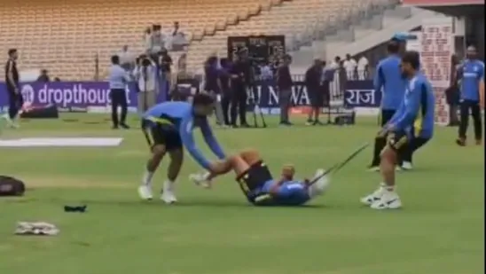 Virat Kohli and Rishabh Pant team up to prank Kuldeep Yadav during warm-up session