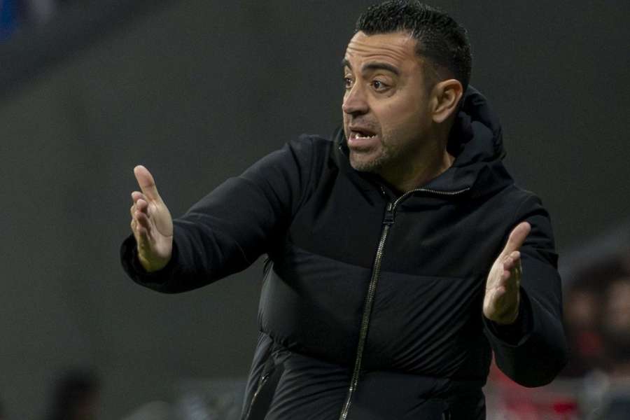 Former Barcelona Chief Cruyff Reveals: Xavi Wanted to Give Yamal a Debut Without a Contract, Says Carlos Volcano