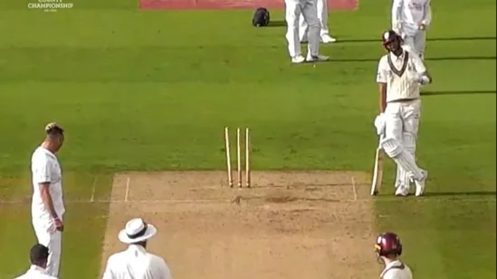 Shoaib Bashir escapes dismissal thanks to a 'towel' as Kyle Abbott bowls unusual dead ball in County Championship