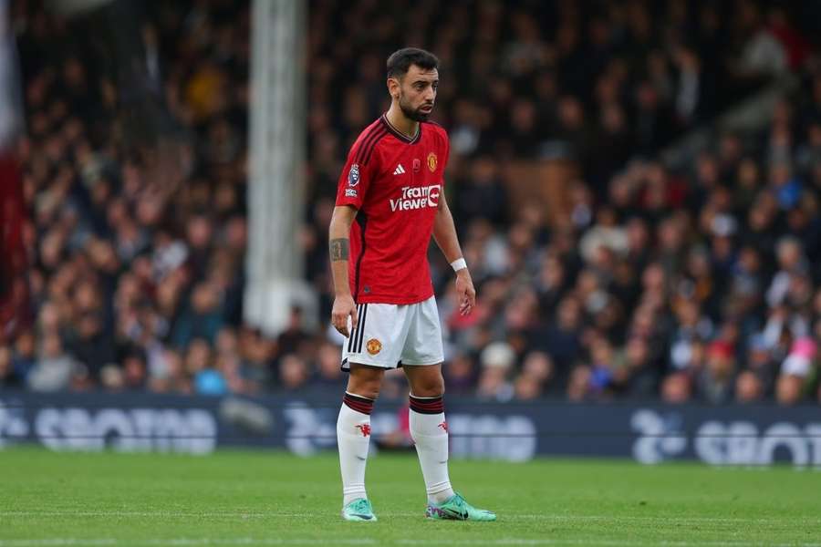 Halsey supports Man Utd captain Fernandes in red card controversy: Ansser Sadiq