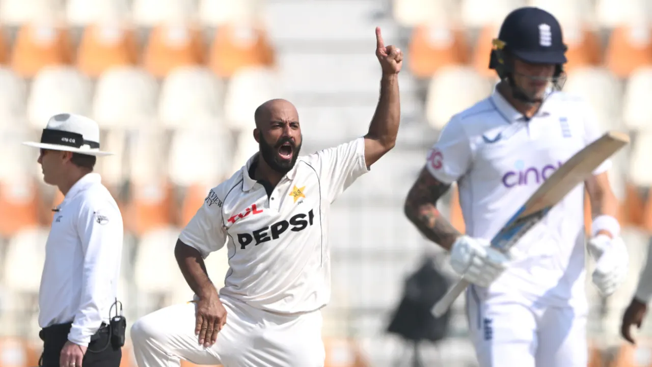 Sajid Khan shines with seven wickets as Pakistan seize control of the match