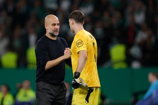 Pep Guardiola Holds Private Conversation with Star Player Eager for Premier League Transfer